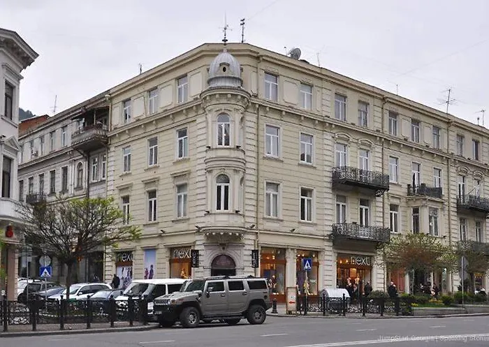 Whole Elite Apartment For Rent 1-5 Person On Ave Rustaveli