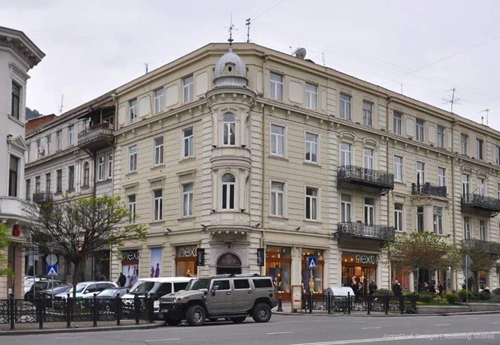 Whole Elite For Rent 1-5 Person On Ave Rustaveli Tbilisi